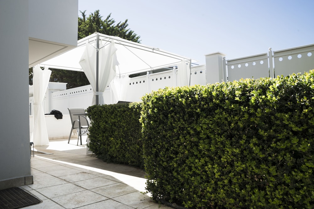 Villa D'irene 41/50