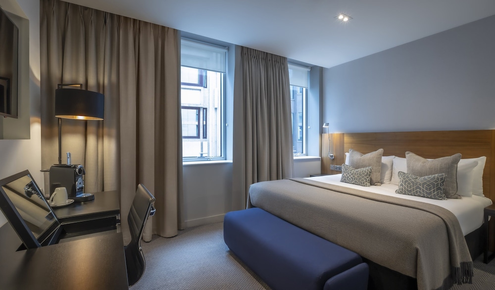 CITY, KING BED