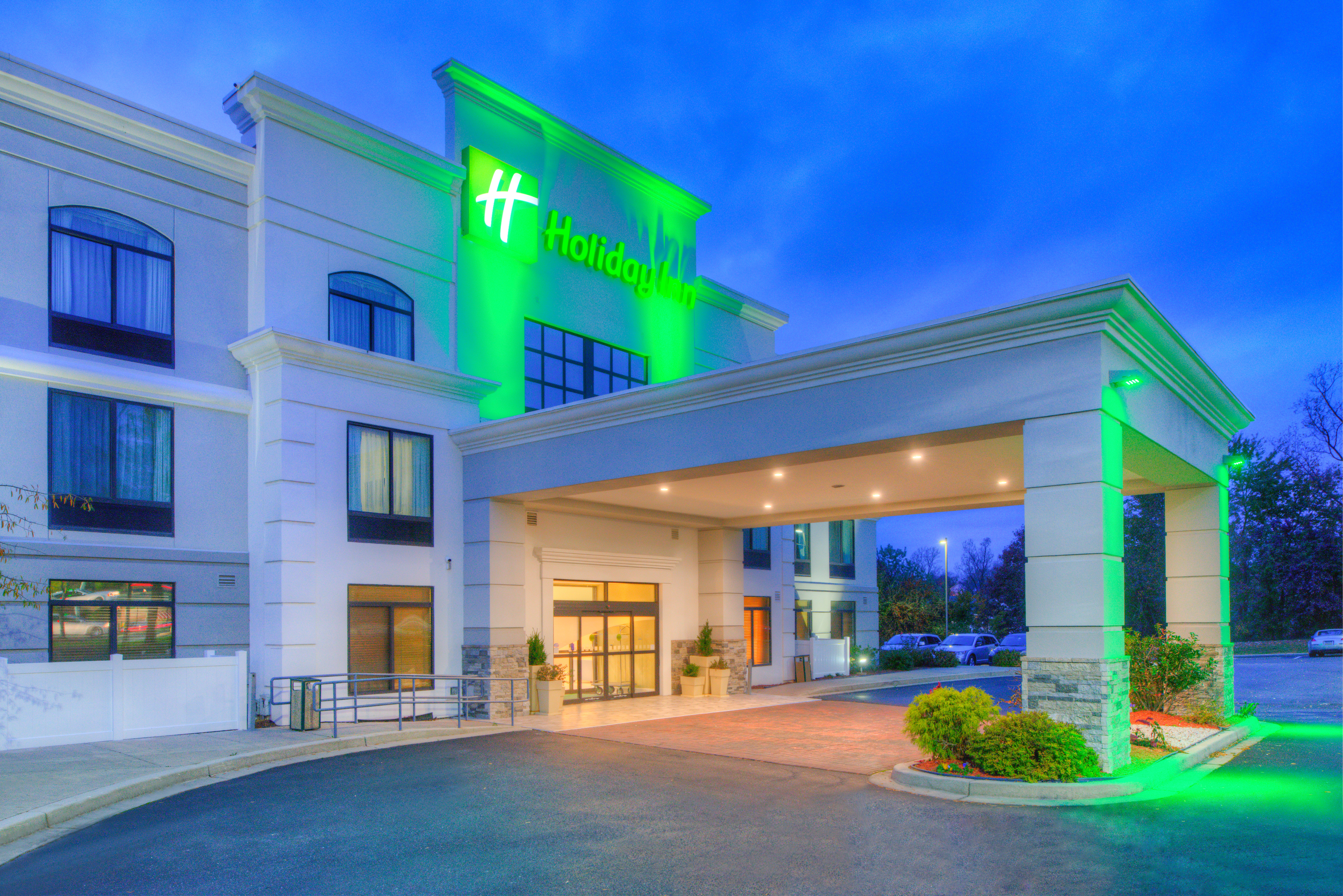 Holliday Inn Belcamp Aberdeen Area Ex Wingate By Wyndham Aberdeen Edgewood 41/46