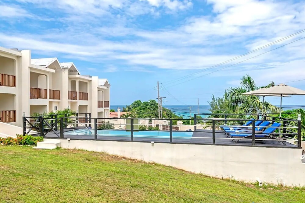Nianna Coral Bay Splendid Townhouse 44/50