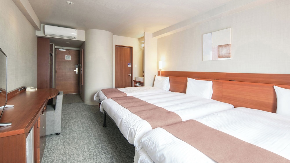 Comfort, Murphy Bed, 2 Queen Beds, with Extra Bed