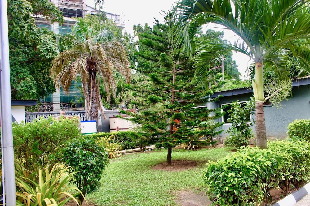 The Residence Apartments 19/27