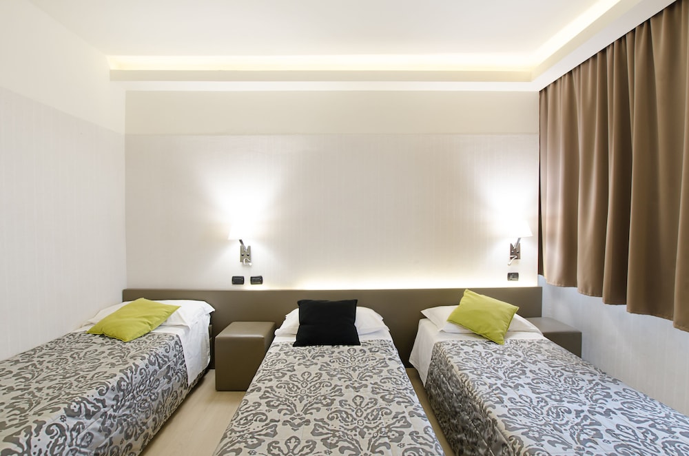 The Gate Hotel 20/71