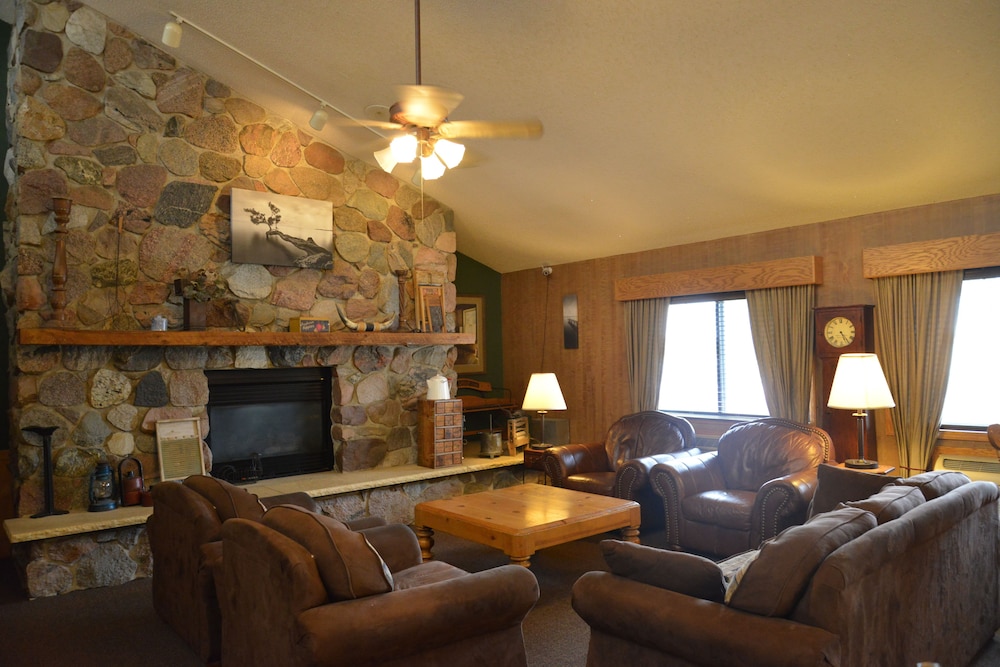 Baymont by Wyndham Kasson Rochester Area 14/24