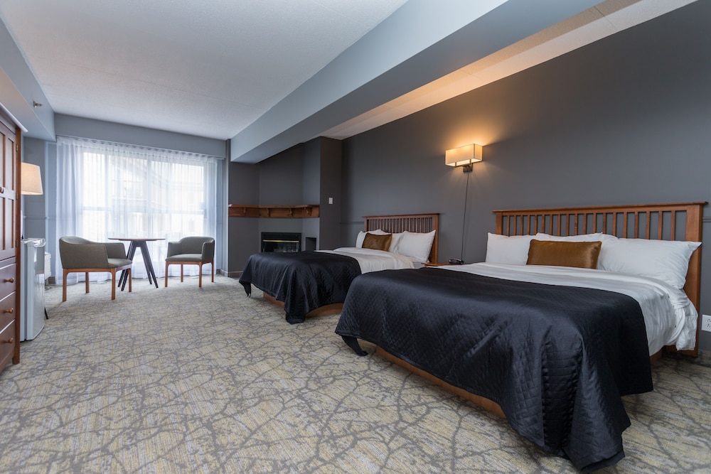 LE GRAND LODGE MONT-TREMBLANT 22/69