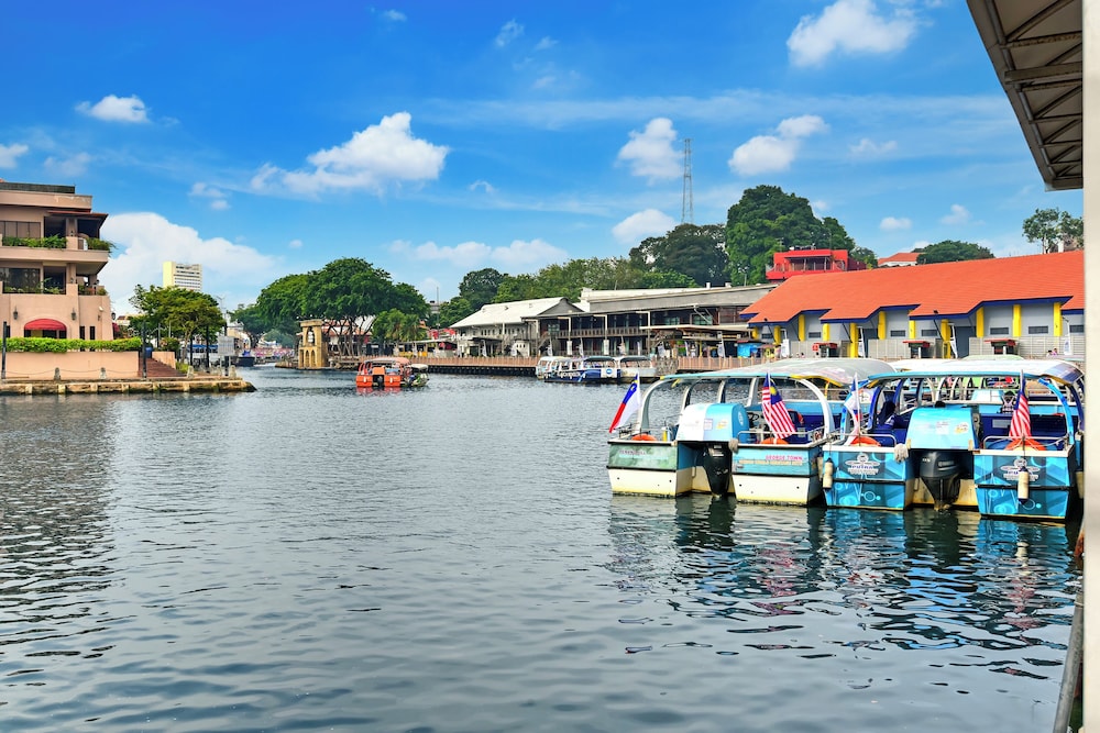 Sunday Malacca Near Jonker Street Formerly Quayside 54/62