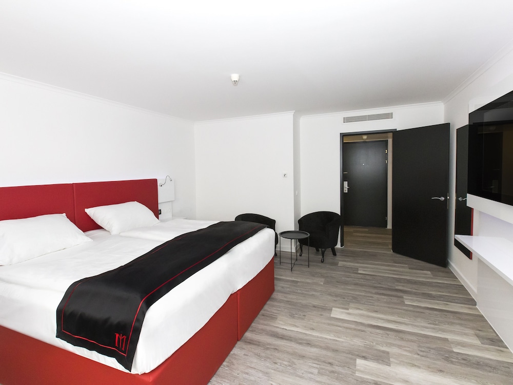 Dormero Hotel Zurich Airport 11/47