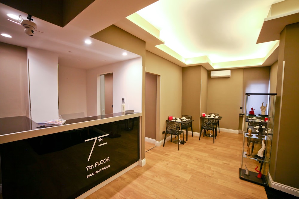 7th Floor Suite 8/50