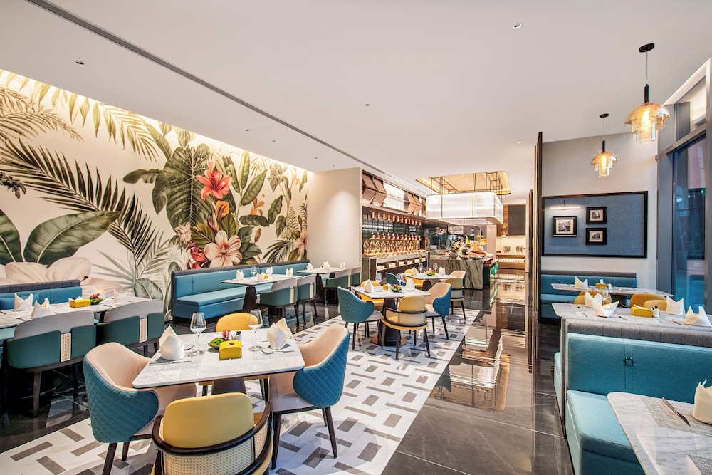 Buddy Hotel 49/50