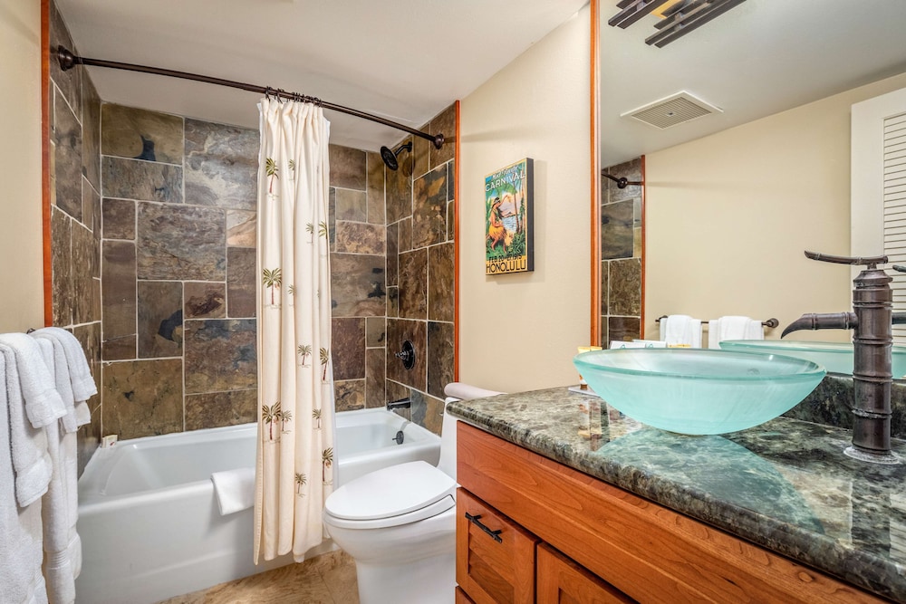 1 BEDROOM, SUITE, OCEAN FRONT, 2 BATHROOMS