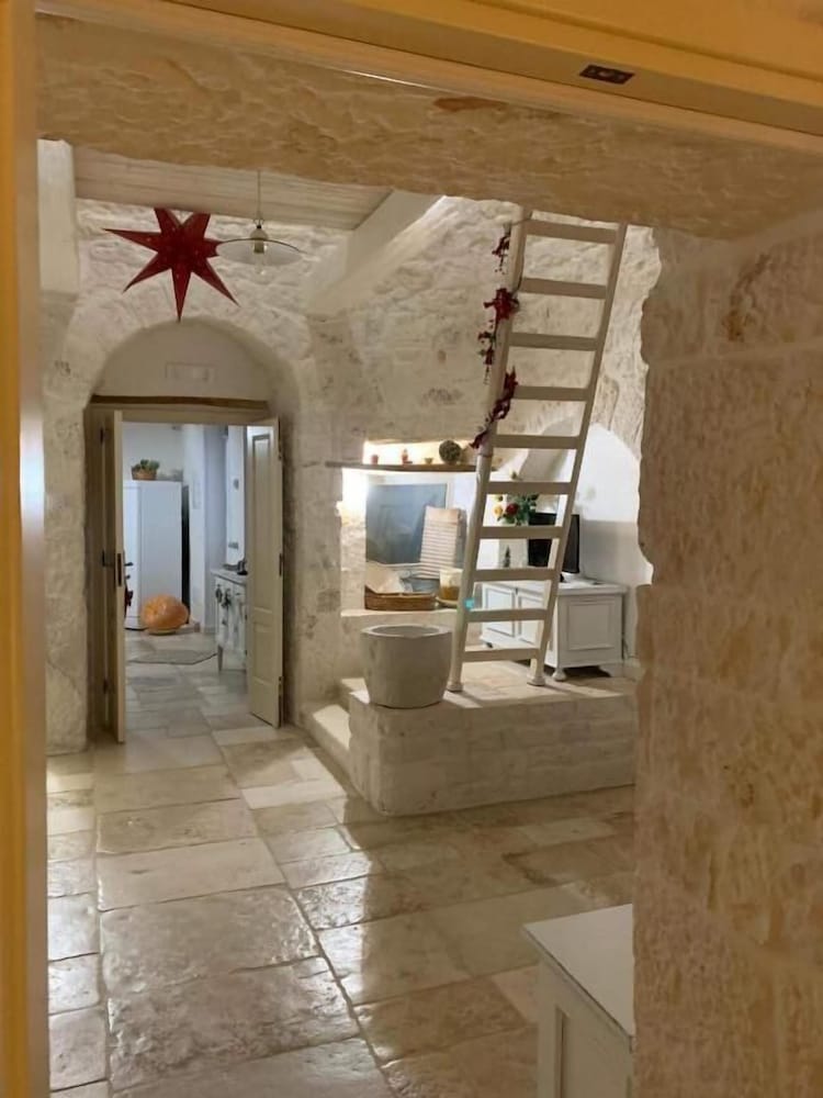 Trulli Occhi Di Pietra 18/49