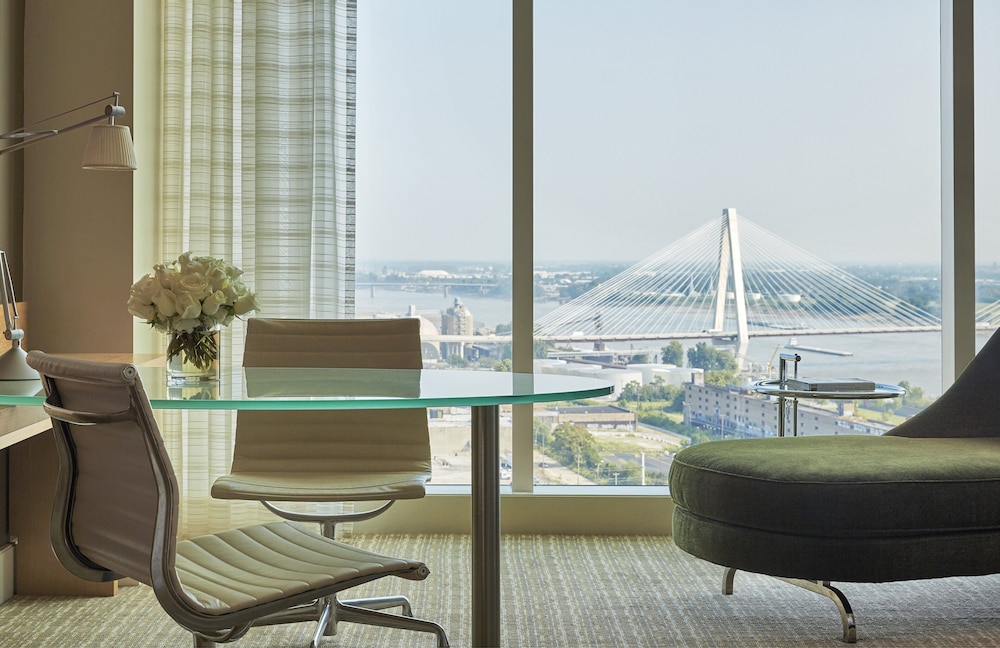 Four Seasons Hotel St. Louis 28/79