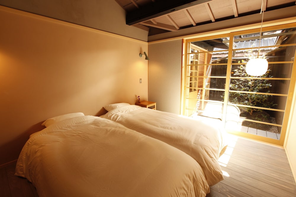 Private Holiday Home, Suite, Twin Beds