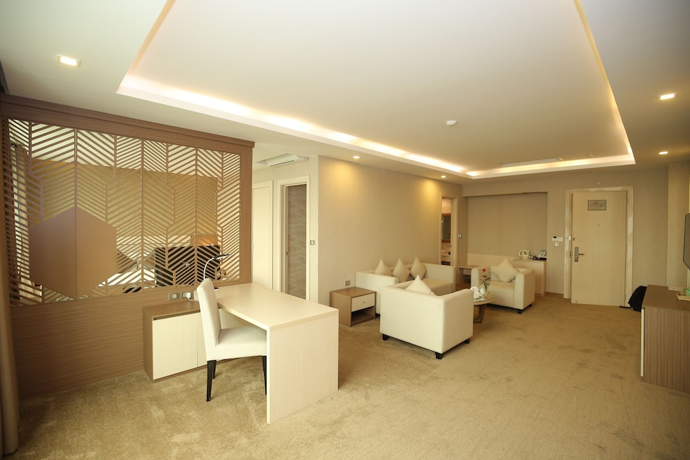 Muong Thanh Grand Thanh Hoa Hotel 36/43