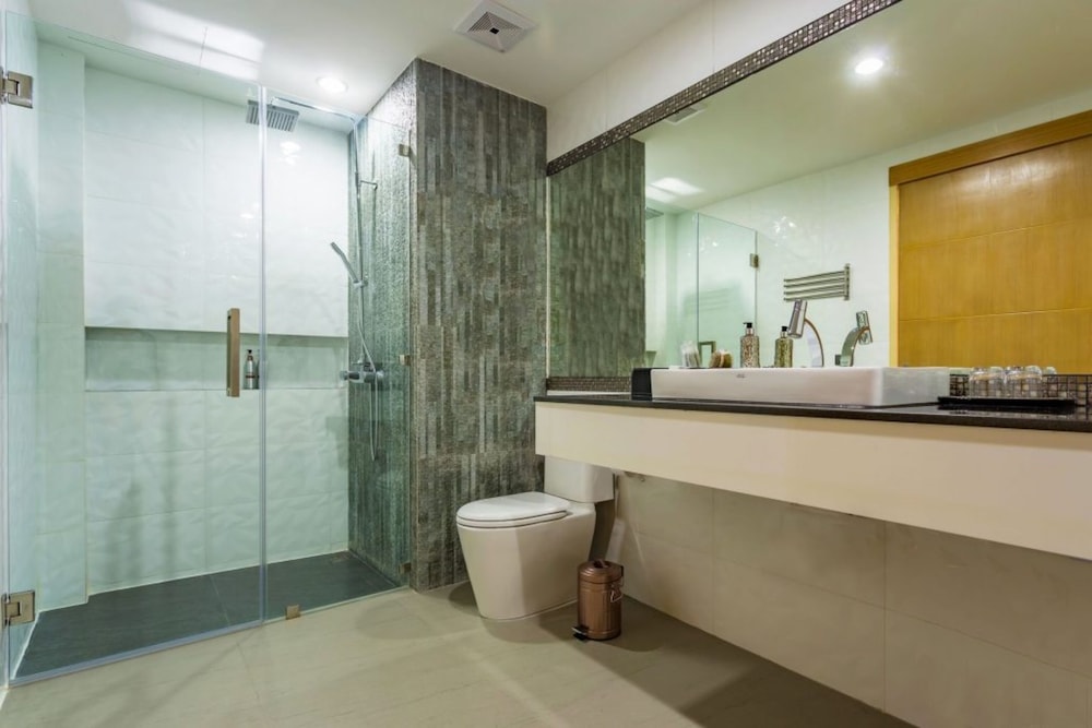 ONE LOFT HOTEL 49/50
