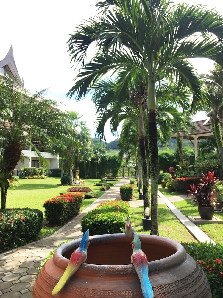 Serenity Lakeside Resort 62/69
