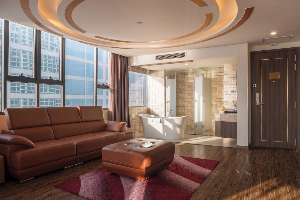 V Hotel Nha Trang 27/50