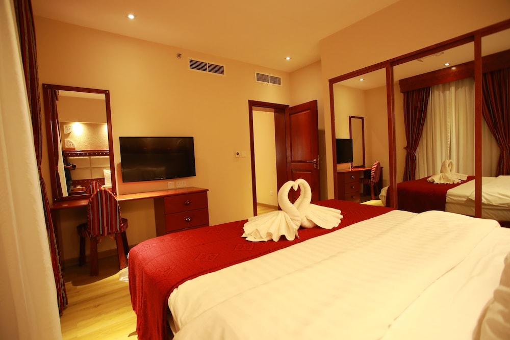 Al Liwan Suites Rawdat Al Khail 17/45