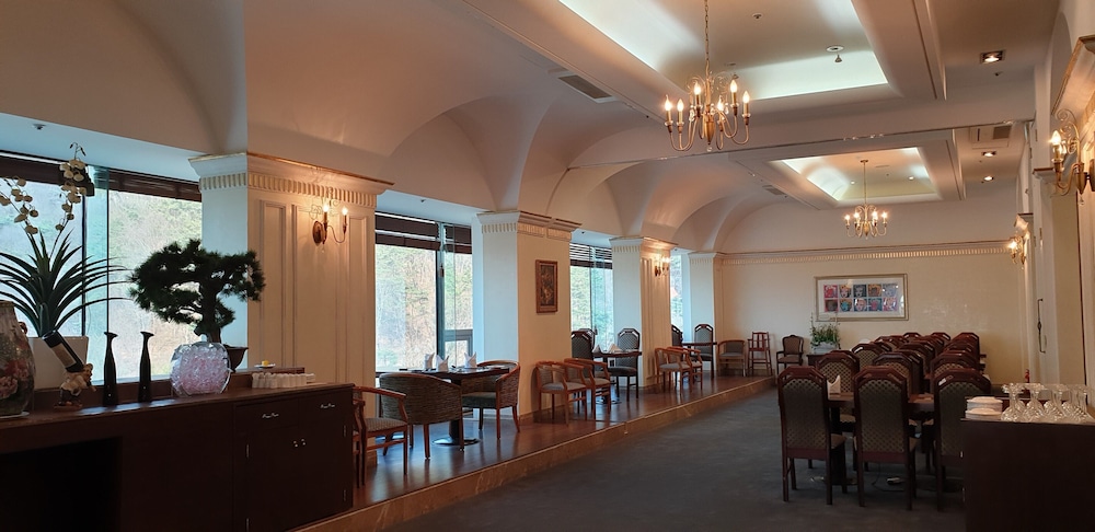 Mudeung Park Resort & Hotel 28/43