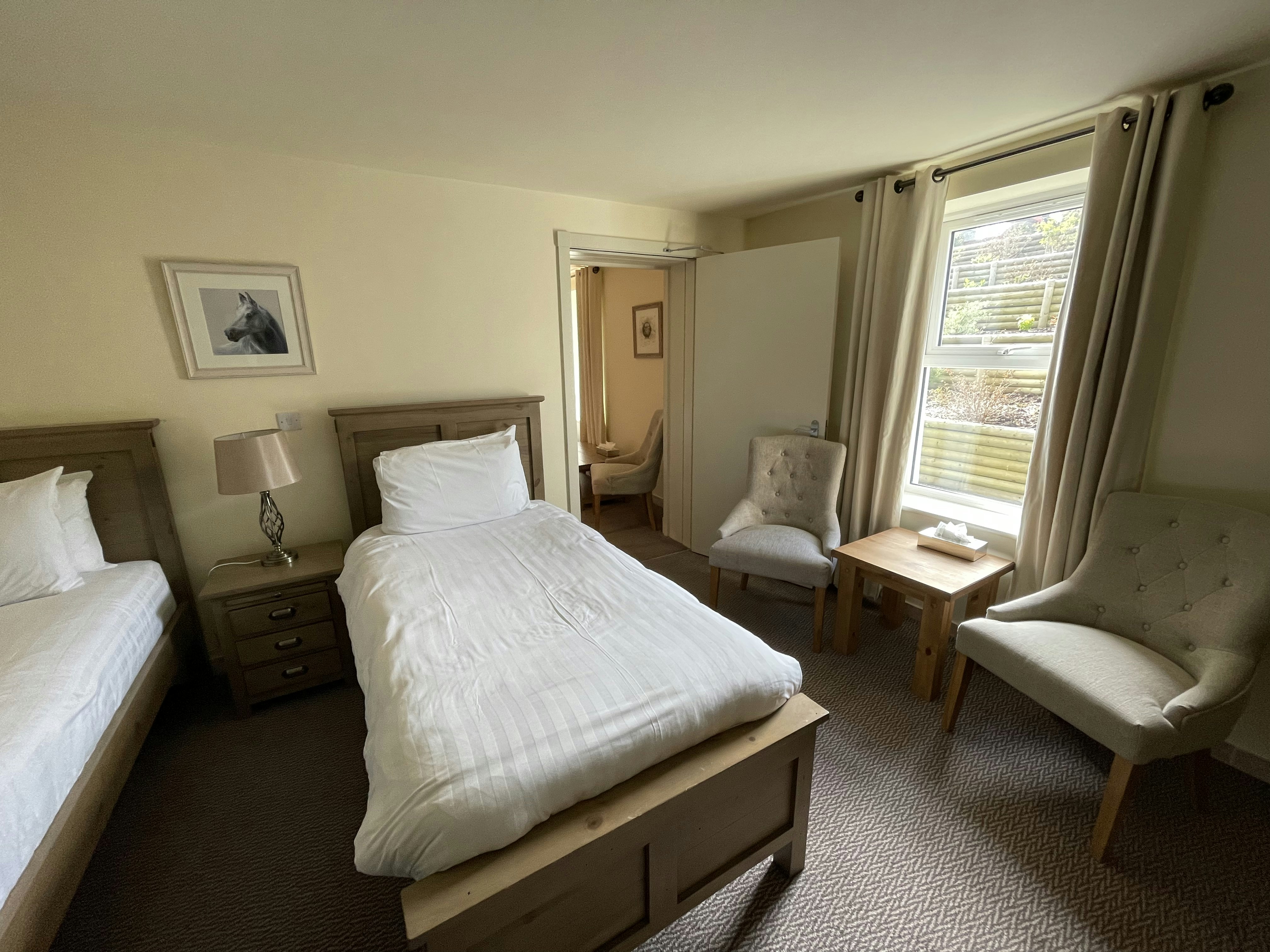 Comis Hotel and Golf Resort 10/50
