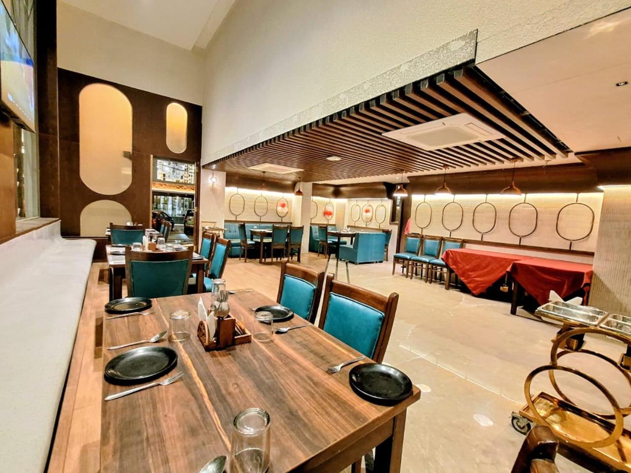 HOTEL TILAK 30/32