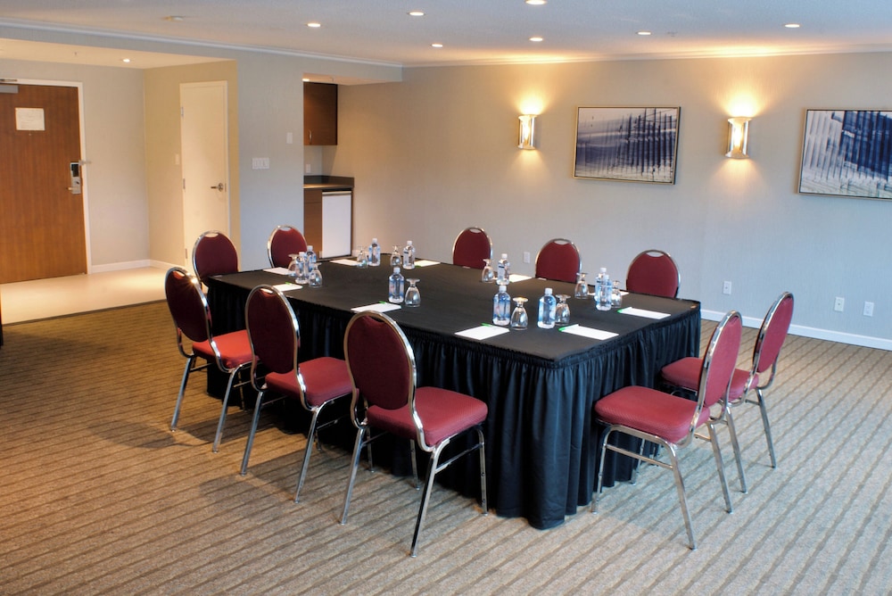Holiday Inn Vancouver Airport Richmond 56/74