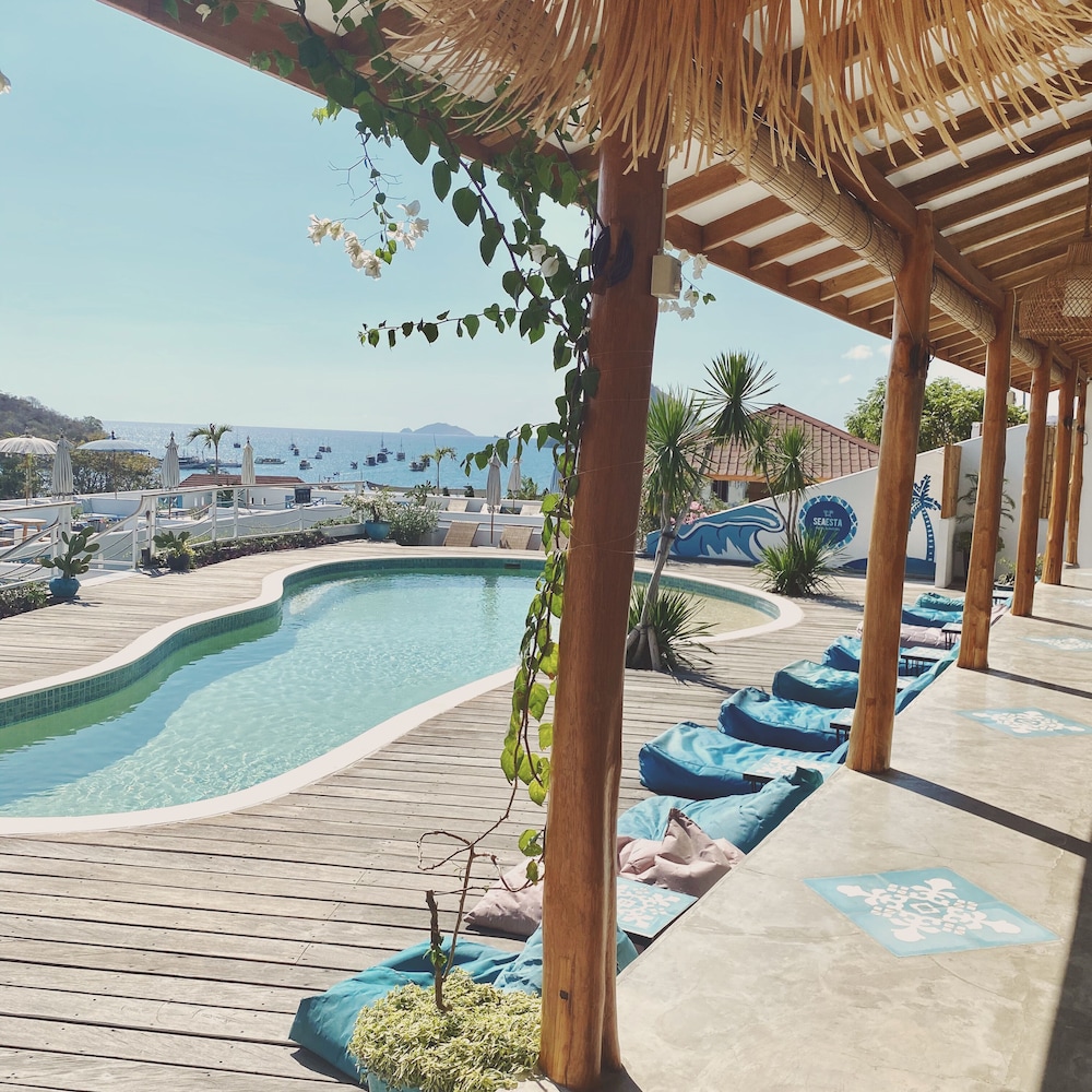 Seaesta Komodo Hostel 44/50