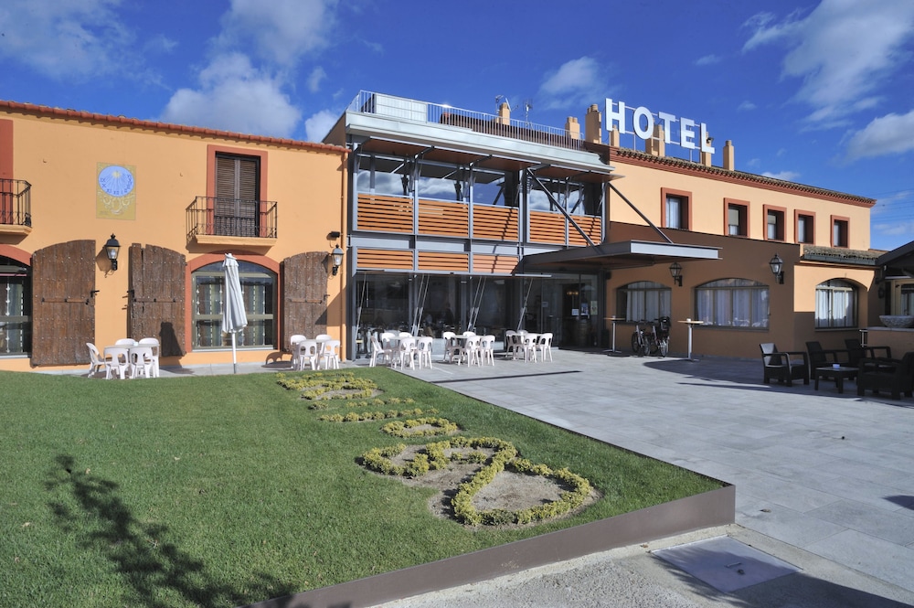 Hotel Restaurant Sol i Vi 45/50