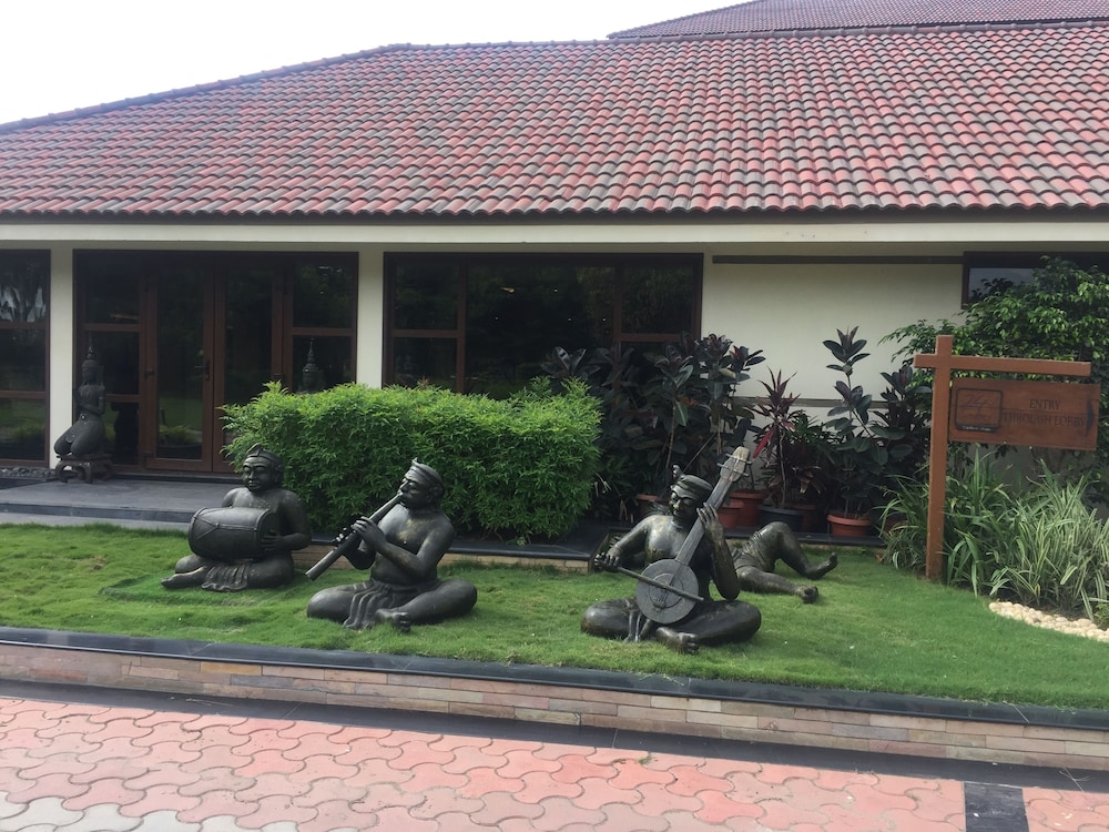 Madhubhan Resort And Spa 42/50