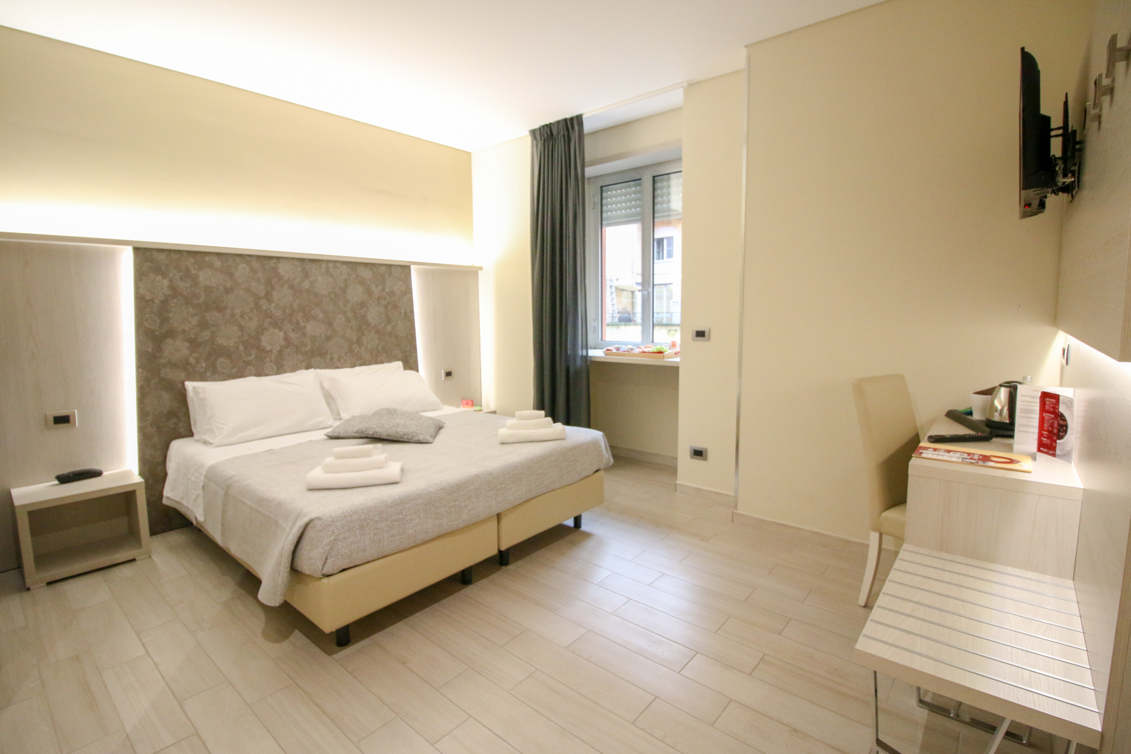 COMFORT, SINGLE, DOUBLE BED
