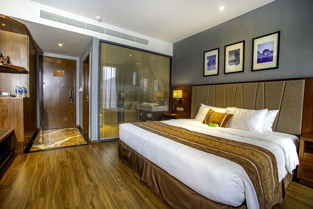 Boton Blue Hotel & Spa 24/71