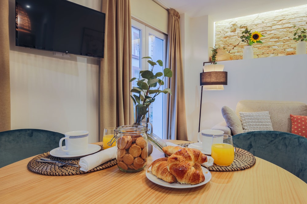 Apartamentos Magna Sevilla 55/68