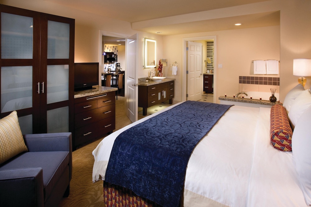Marriott S Grand Chateau Hotel 12/35