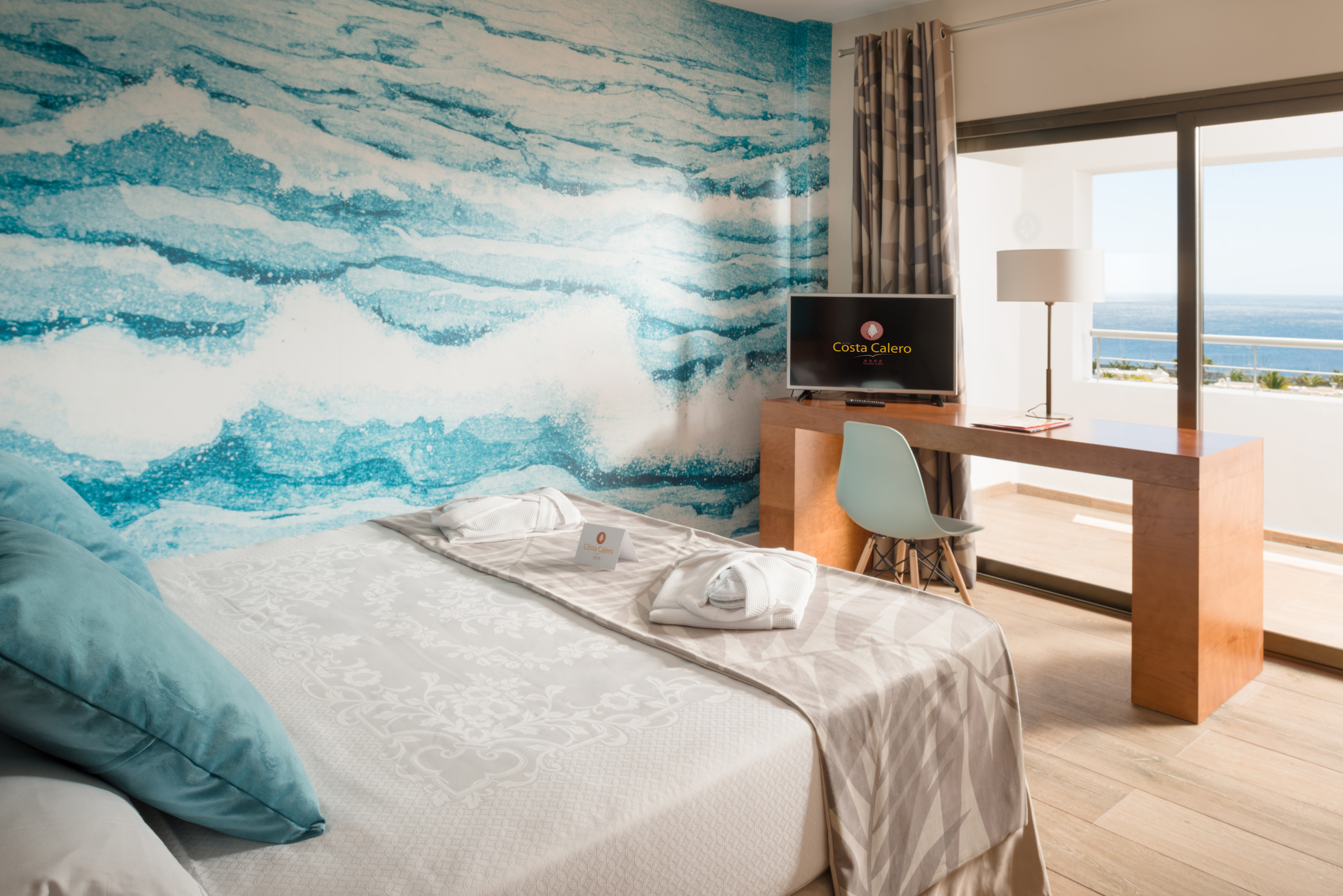 2 Bedrooms, Select, Suite