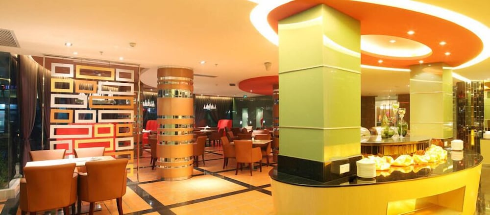 Downtown Hotel 23/27