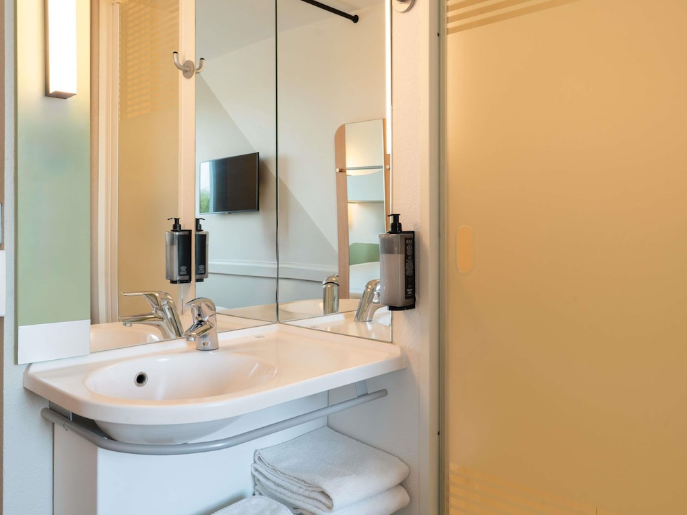 Ibis Budget Tours Nord 76/77