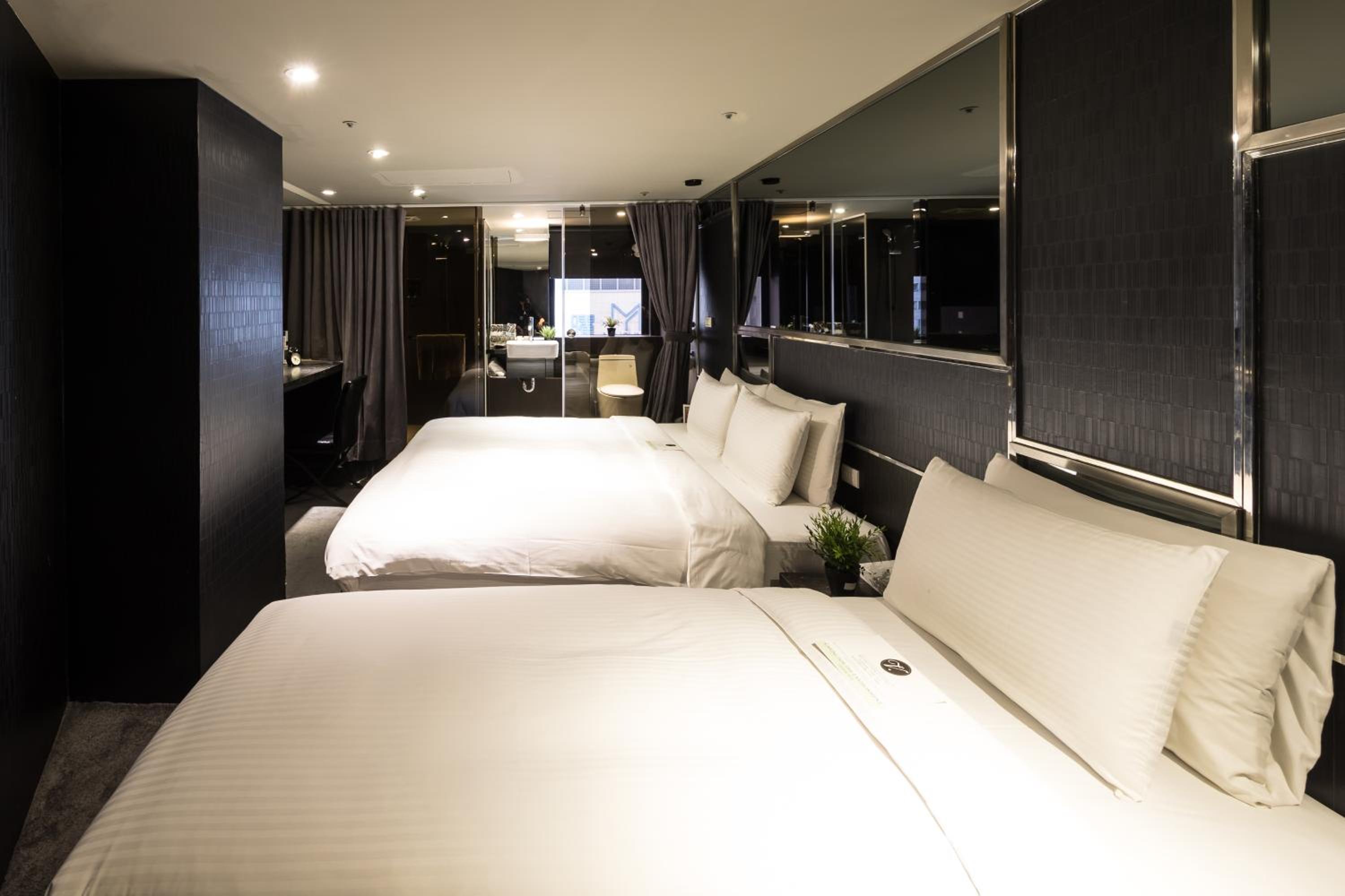 ROOM ASSIGNED ON ARRIVAL, TRIPLE