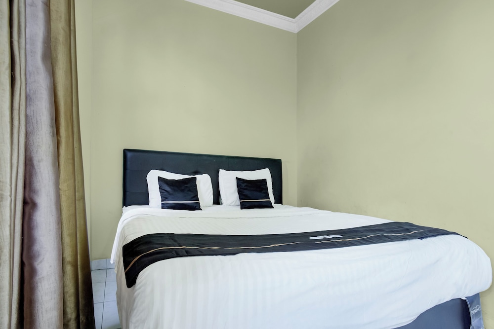 Hotel O near Universitas Widya Dharma formerly Nugraha Residence 24/34