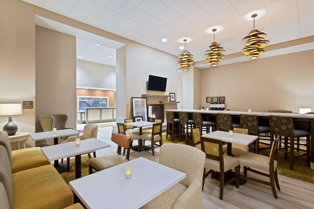 Hampton Inn Sault Ste Marie 33/42