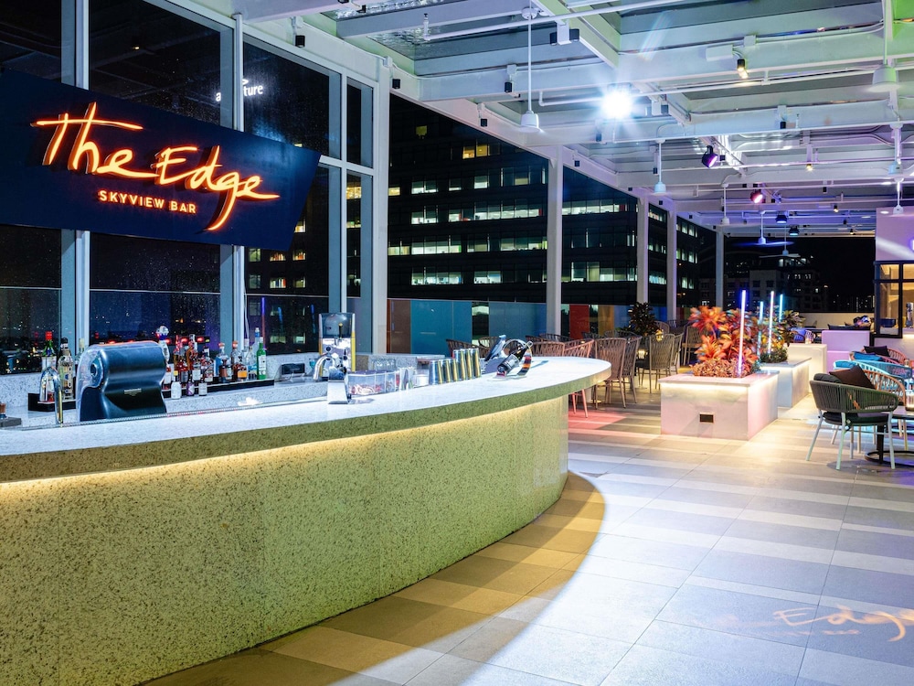 ibis Styles Manila Araneta City 11/66
