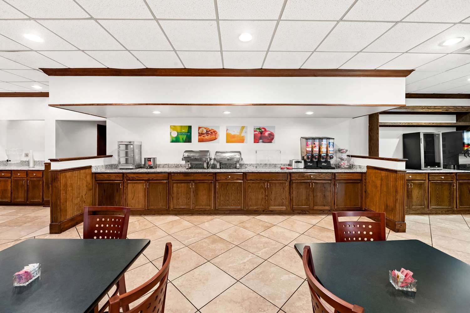 restaurant cafeteria