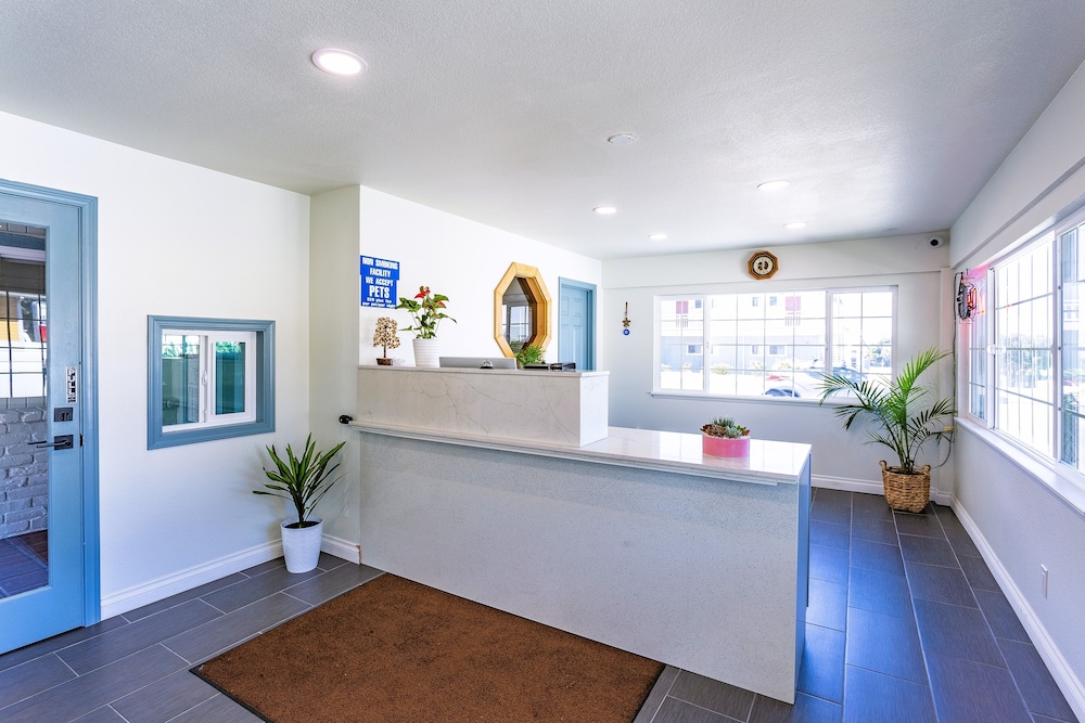 Coastal Breeze Inn Morro Bay Ca 13/47