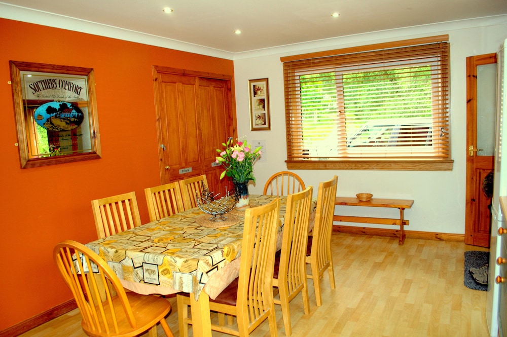 Torcroft Lodges 36/50
