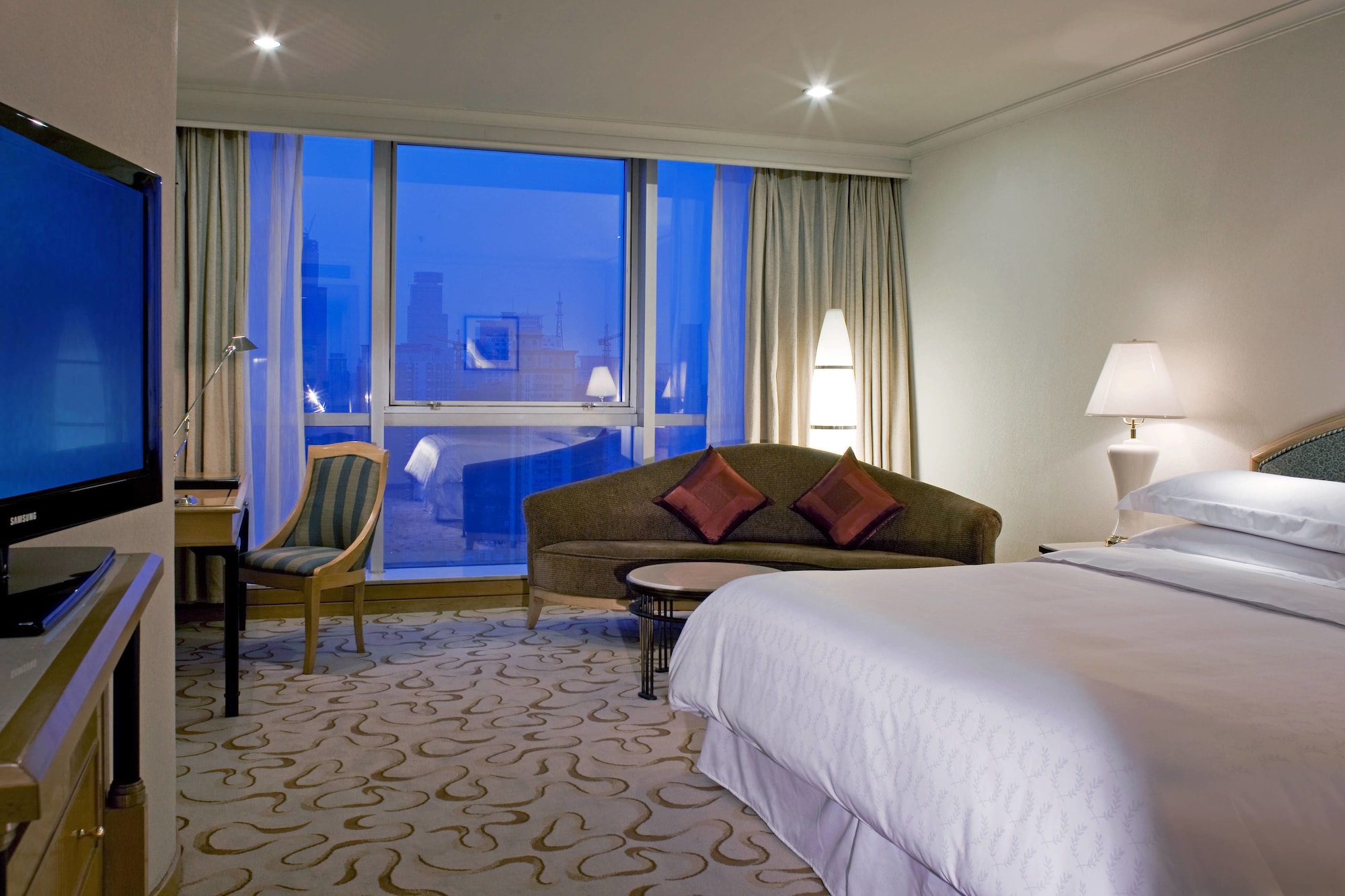 Tower, Club, Double Bed