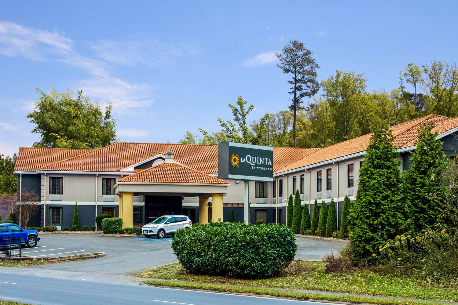 La Quinta Inn by Wyndham Radford 7/44
