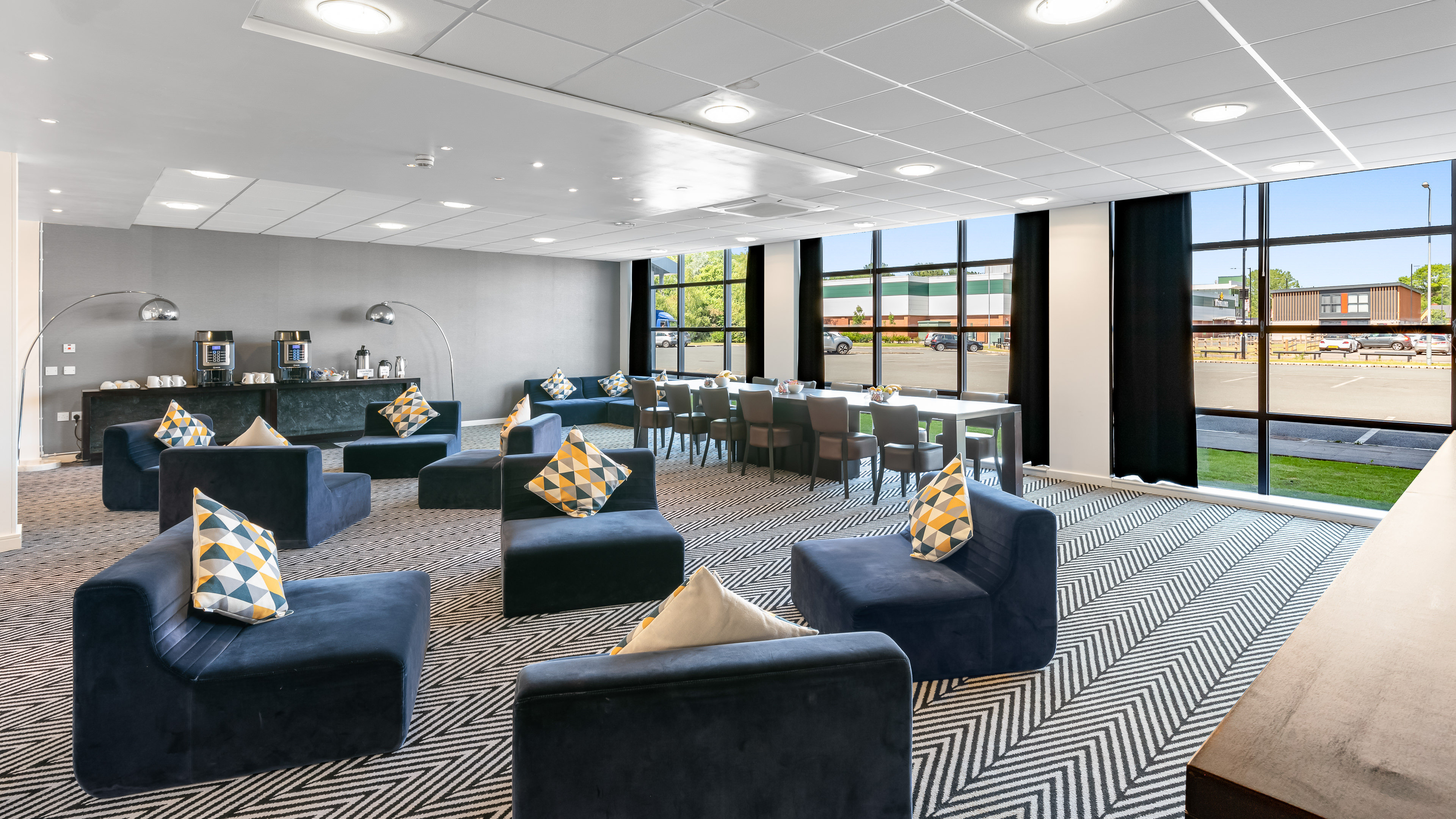 Holiday Inn Express Leigh - Sports Village 22/50