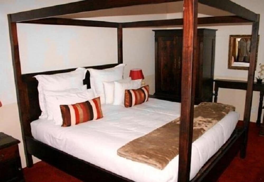 The Historic Hogsback Inn 3/21