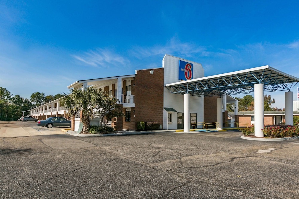 Motel6 Dothan, AL in DOTHAN - AL
