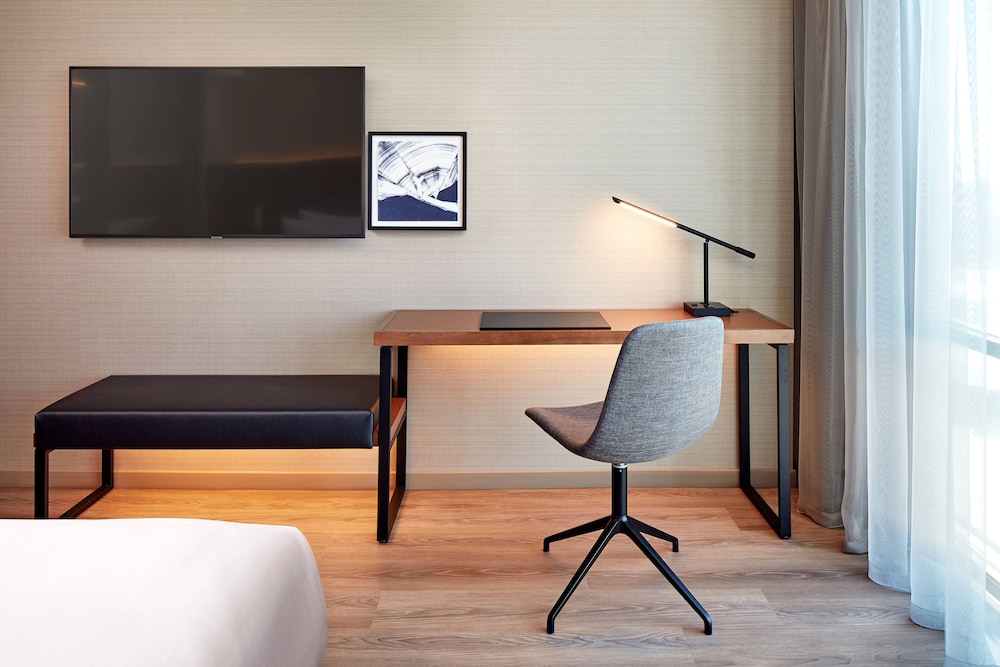 Ac Hotel By Marriott San Jose Santa Clara 58/67