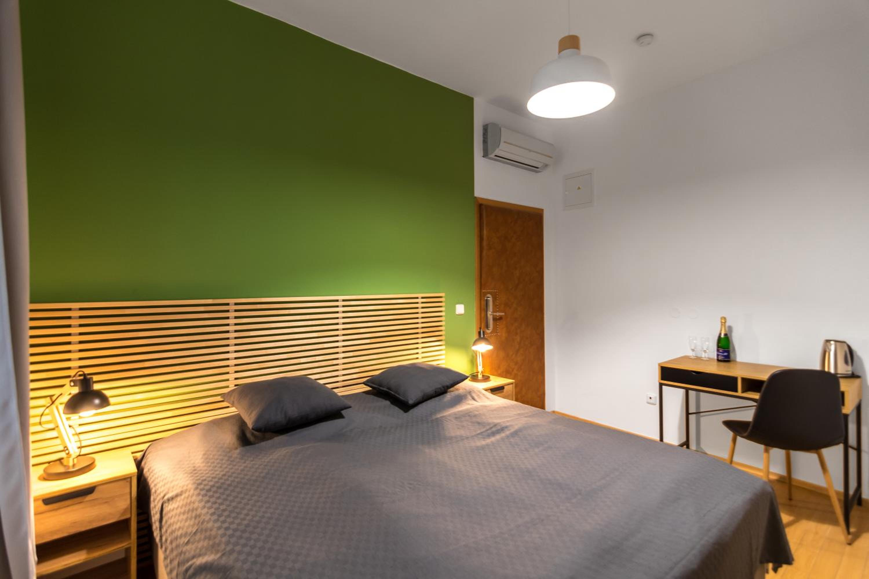 Room, Double Bed, Garden View